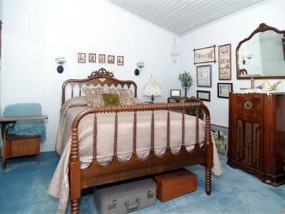 Hall Place Bed & Breakfast