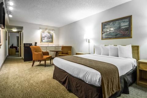 Sacramento Inn & Suites