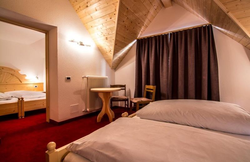 Hotel Lech Da Sompunt