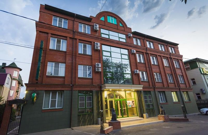 Bristol Hotel