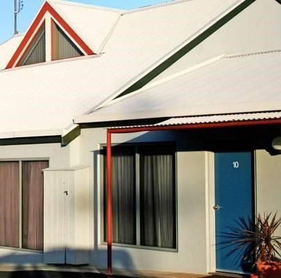 Coastal Motel