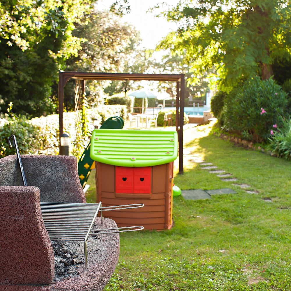 Outdoor Pictures 21