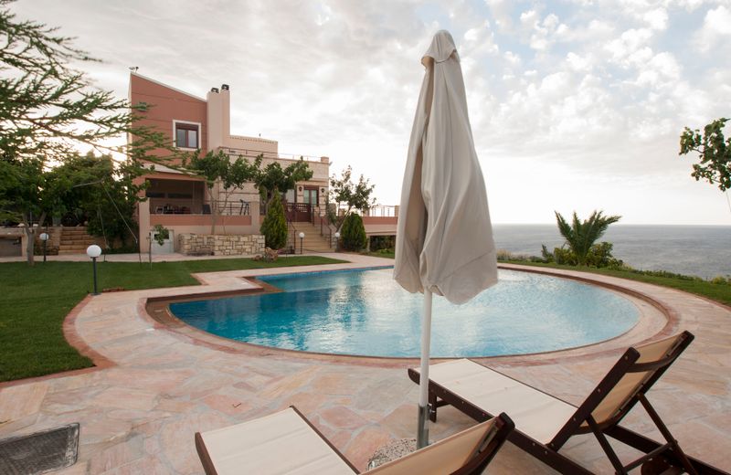 Villa Plousia