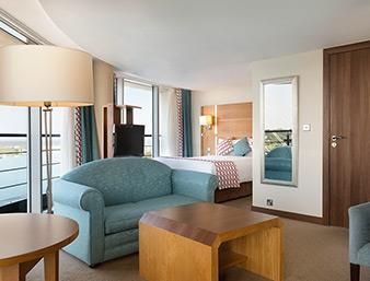 Waterfront Southport Hotel