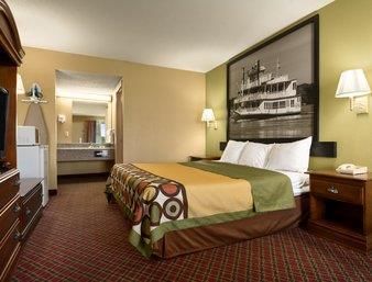 Super 8 by Wyndham Hattiesburg North