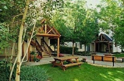 Outdoor Pictures 24