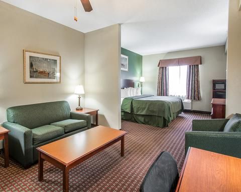 Quality Inn & Suites Northpark