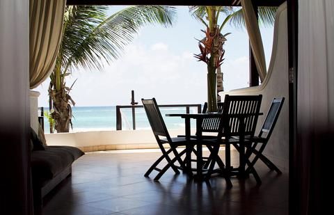 Silver Point Hotel