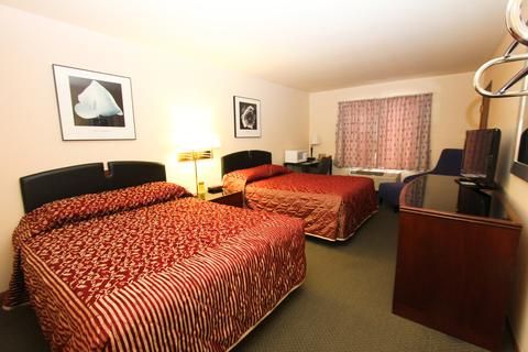 Luck Country Inn