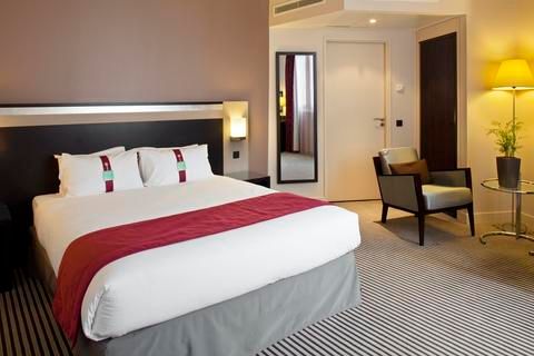 Holiday Inn Paris - Porte De Clichy, an IHG Hotel