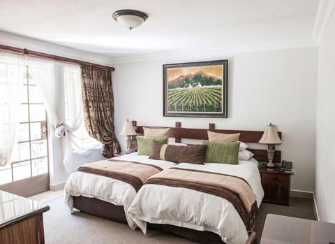 Afrique Boutique Hotel O.R. Tambo