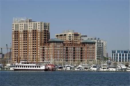 BRIDGESTREET AT SPINNAKER BAY