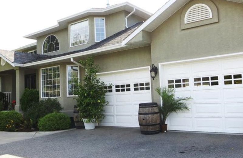 SERENATA GUESTHOUSE & VINEYARD RETREAT