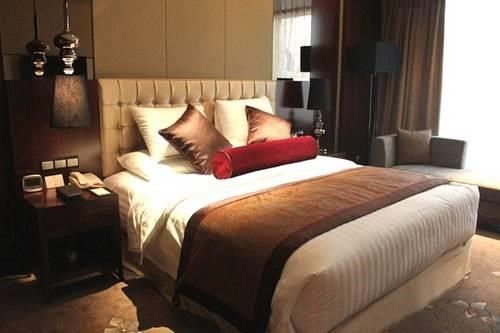 Tangshan Jitang New Century Hotel