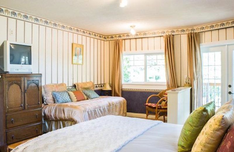 Whitley House Bed & Breakfast