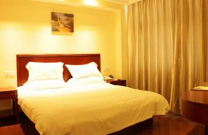GreeTree Inn JiangSu Suzhou Taiping High-speed North Station Express Hotel