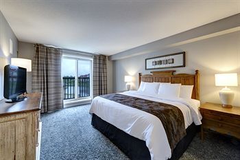 Blue Mountain Inn & Village Suites