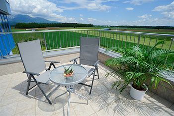 Outdoor Pictures 21
