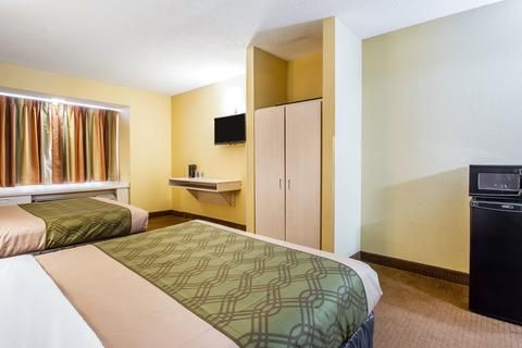 Motel 6-Mobile, AL