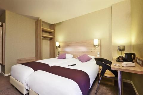 Kyriad Auray