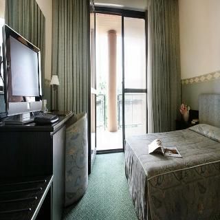 Pacific Hotel Fortino