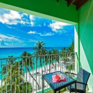 Coconut Court Beach Hotel