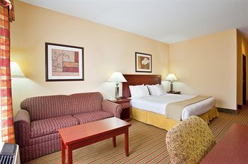 Best Western Plus Bourbonnais Hotel & Suites