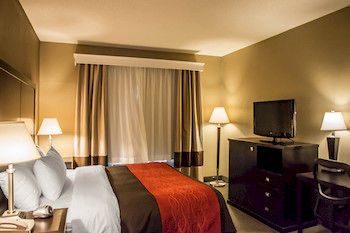 Holiday Inn Express Cincinnati North - Monroe