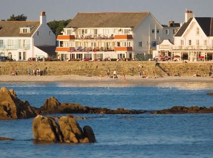 Cobo Bay Hotel