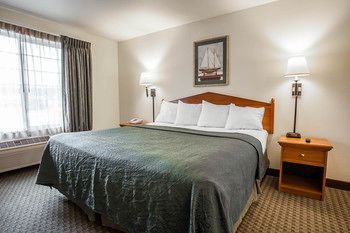 Quality Inn & Suites Federal Way - Seattle
