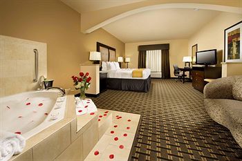 Holiday Inn Express Denton UNT TWU, an IHG Hotel