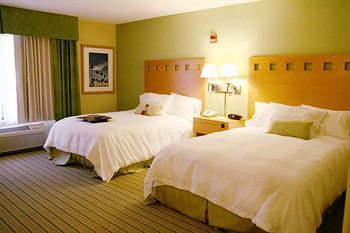 Hampton Inn & Suites Madera