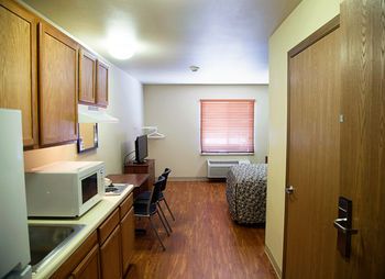 WoodSpring Suites Tulsa