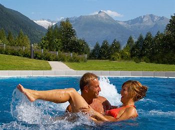 Outdoor Pictures 22