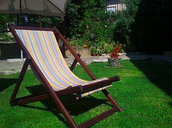 Outdoor Pictures 22