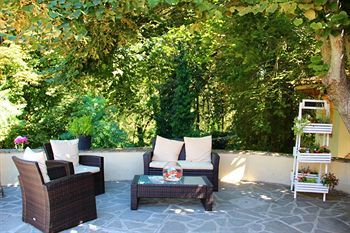 Outdoor Pictures 24