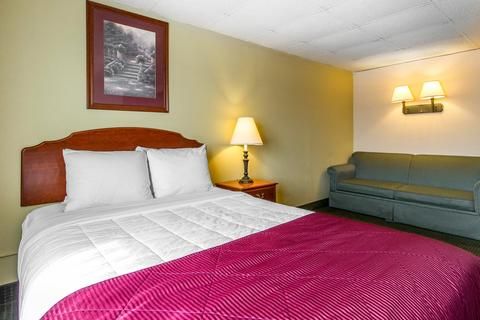 Clarion Hotel and Convention Center Baraboo