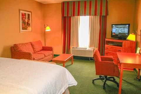 Hampton Inn Garden City