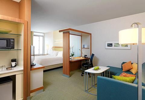 SpringHill Suites by Marriott Carle Place Garden City