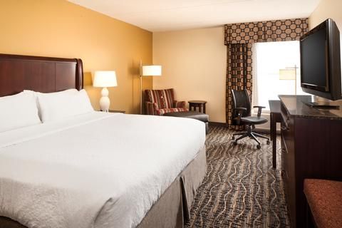 Holiday Inn Dubuque/Galena, an IHG Hotel