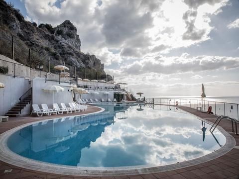 Capo Dei Greci Taormina Coast Hotel & SPA