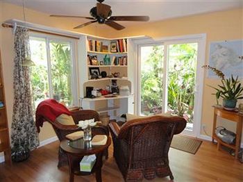 Malias Hilo Hillside Haven