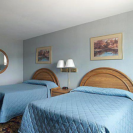 Budget Host East End Hotel in Riverhead