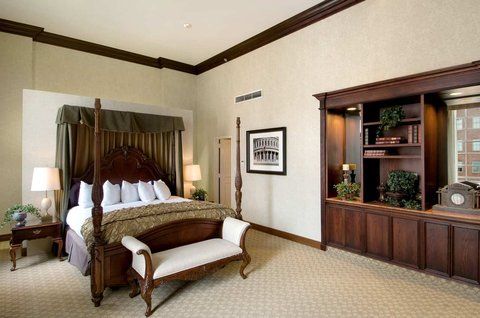 Hilton Fort Worth