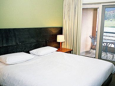 Novotel Lake Crackenback Resort & Spa