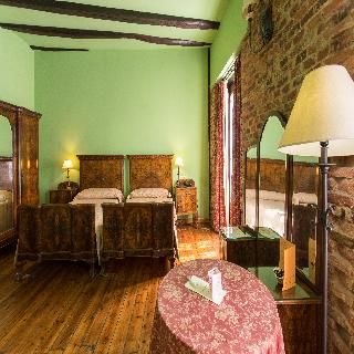 Hotel La Posada Regia