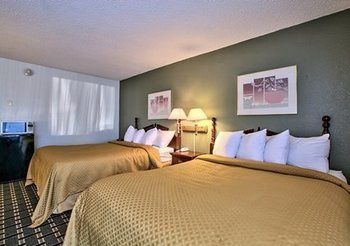 Days Inn by Wyndham Dothan