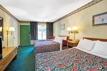 Days Inn by Wyndham Jellico - Tennessee State Line