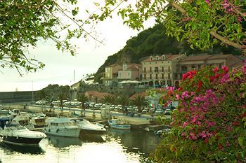 Romantic Hotel & Restaurant Villa Cheta Elite