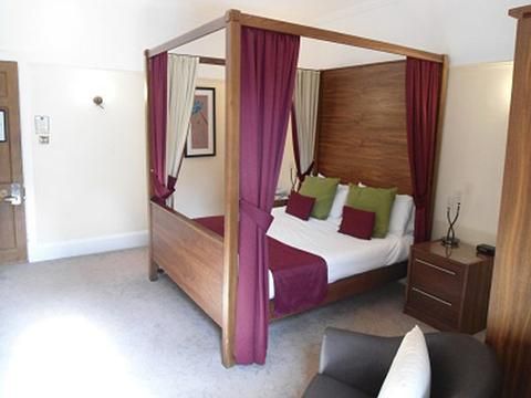 Park Hotel